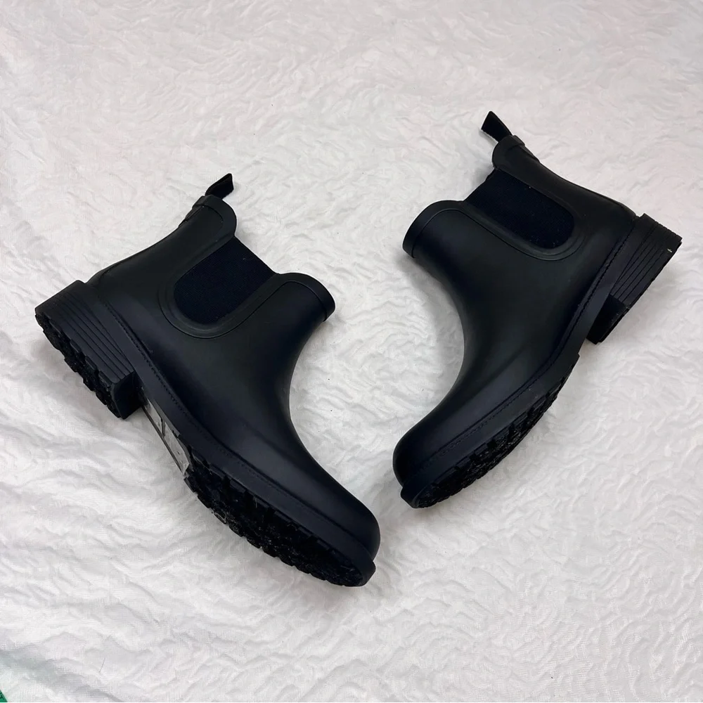 Madewell streamlined rain